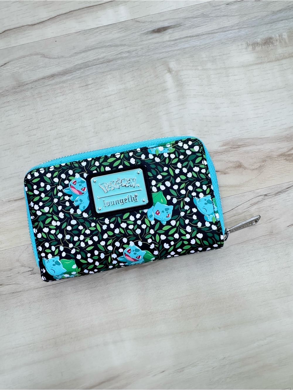 Limited Edition ✨Loungefly Pokemon Bulbasaur All Over Print Zip Around Wallet